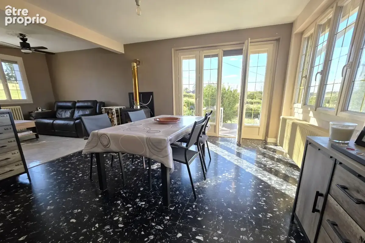 Proche DIGOIN! Maison de campagne tout confort avec vue - photo 3