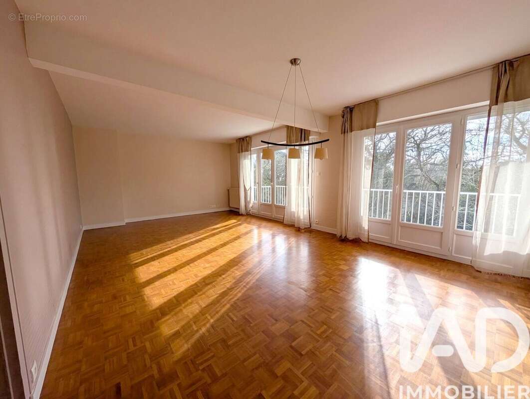 Appartement 93 m² à Saint-Nazaire  - photo 4