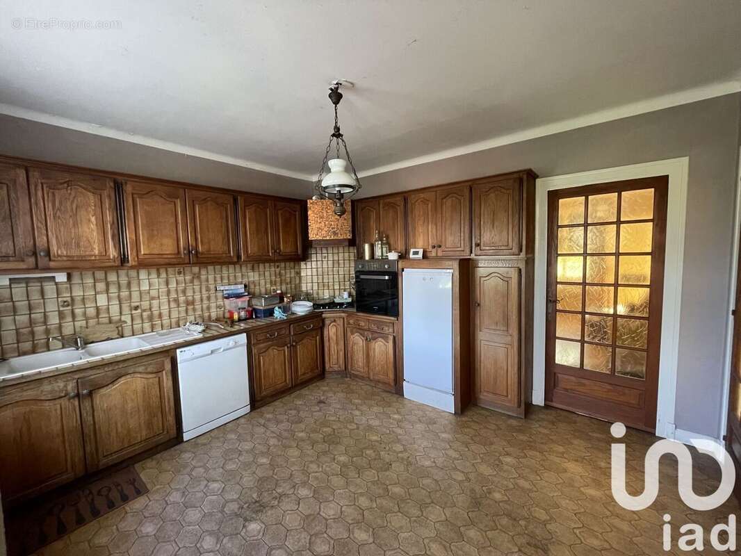 Photo 6 - Maison à YZEURE