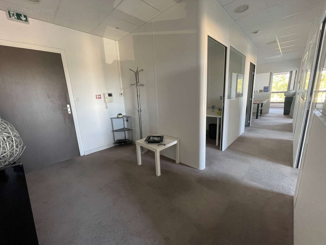 Commerce à FRANCHEVILLE