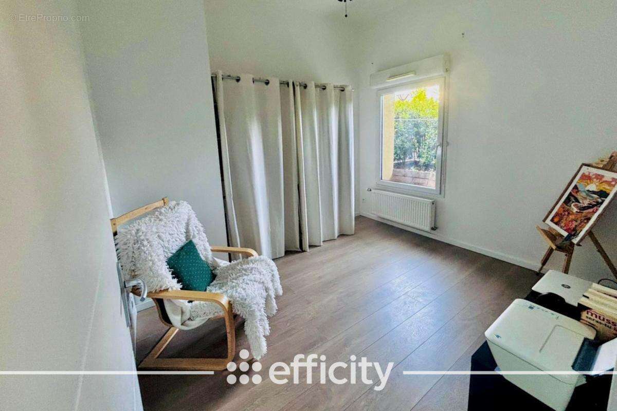 Appartement à DAGNEUX