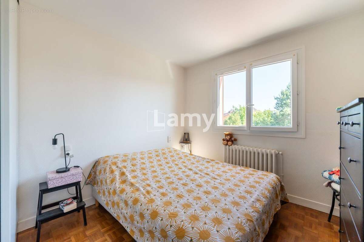 Appartement à SAINT-MAUR-DES-FOSSES