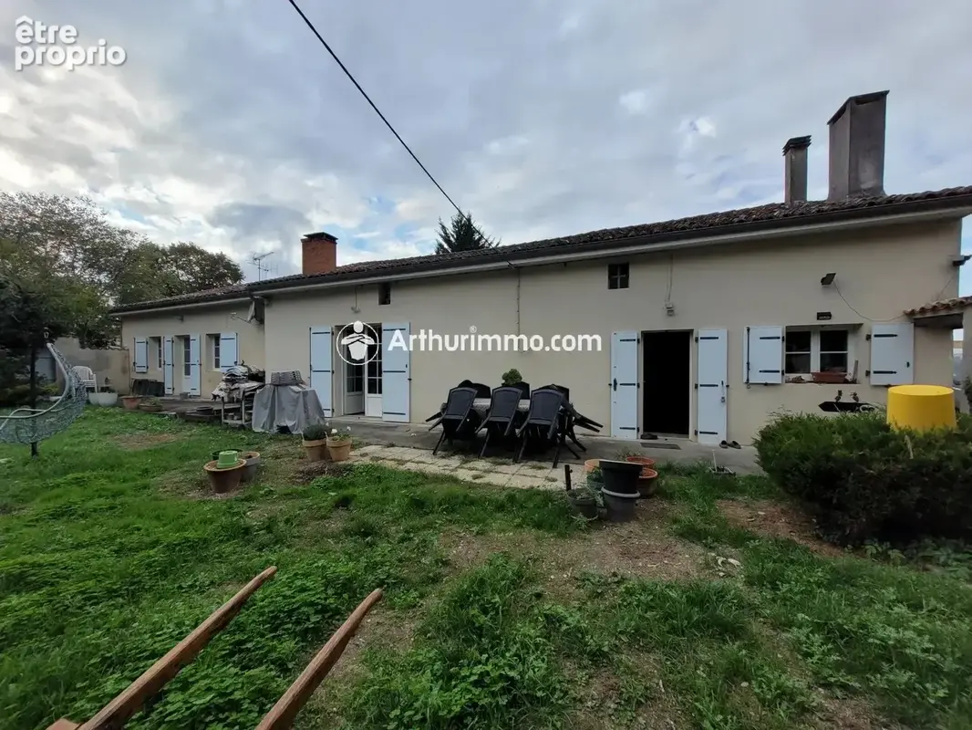 Vente Maison Saint-jean-d'angely(17400) 163 500ï¿œ - photo 2
