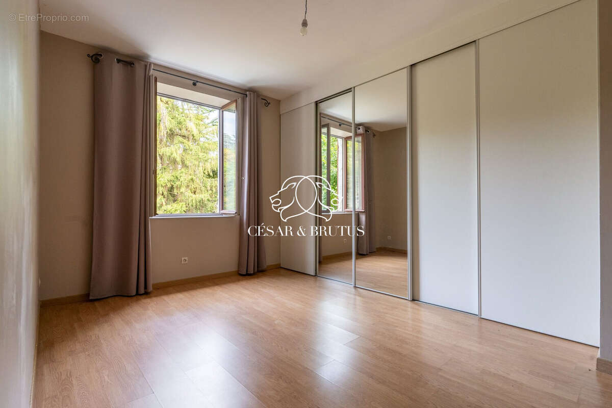 Appartement à SAINT-DIDIER-AU-MONT-D'OR