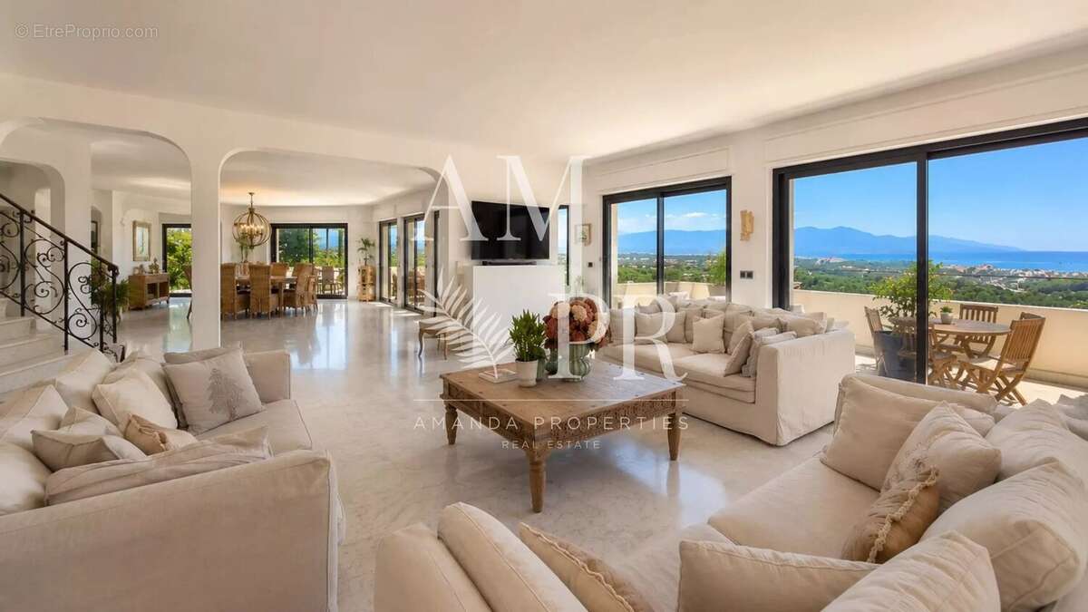 Exclusivite- domaine privé sécurisé – villa contemporaine d’exception – vue mer panoramique de toutes les pièces - photo 10
