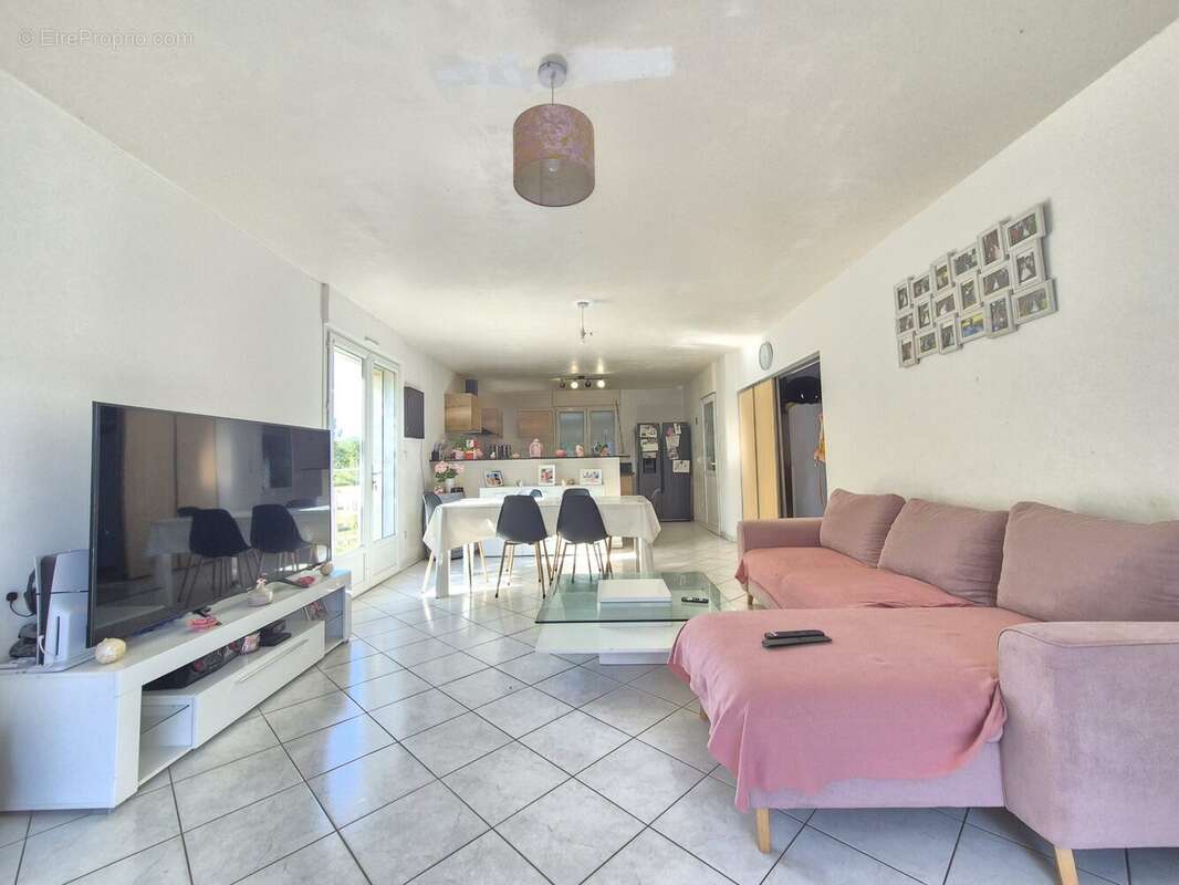 Maison à LA POUEZE