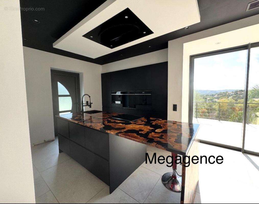 Maison à LE LAVANDOU