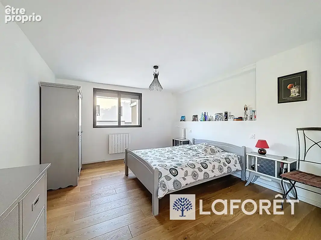 DARDILLY, Maison familiale avec piscine dans un environnement privilégié - photo 13