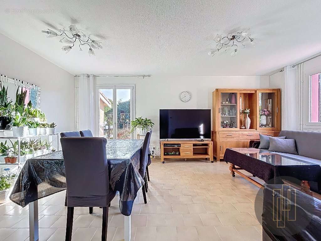 Maison à VILLEFRANCHE-SUR-SAONE