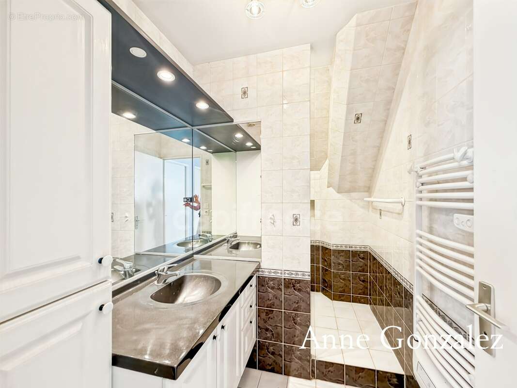 Saint Jean le Blanc, à 5 minutes d'Orleans dans un secteur privilégié etcherché à vendre grande maison familiale de 235 m2, 5 ch - photo 18