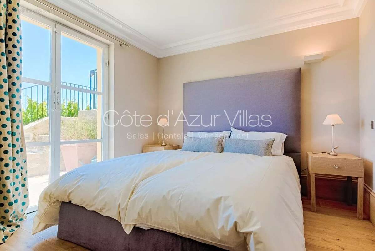 Maison à MOUGINS