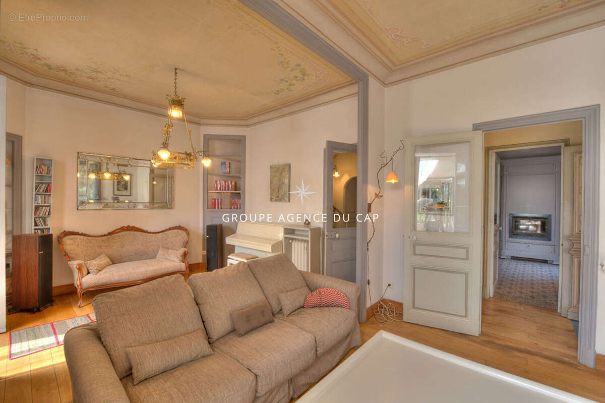 Maison à SAINT-RAPHAEL