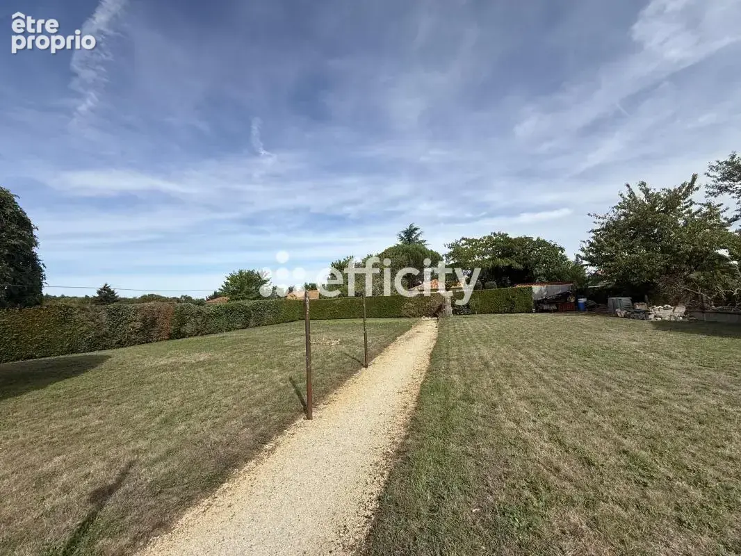 Maison 5 pièces 105 m² à vendre à Verteuil-Sur-Charente (16510) - photo 13