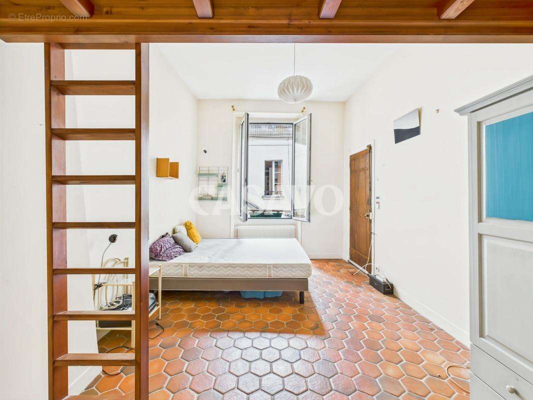 Appartement à PARIS-4E