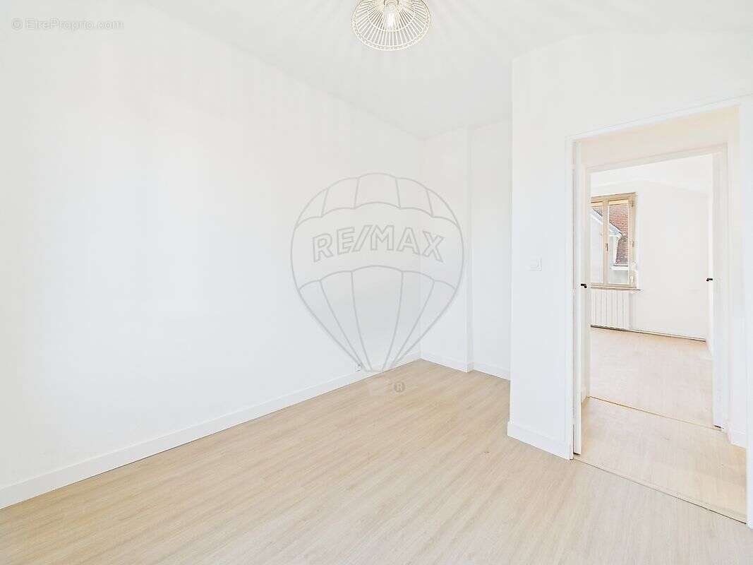 Maison à SAINTE-MARIE-AUX-CHENES