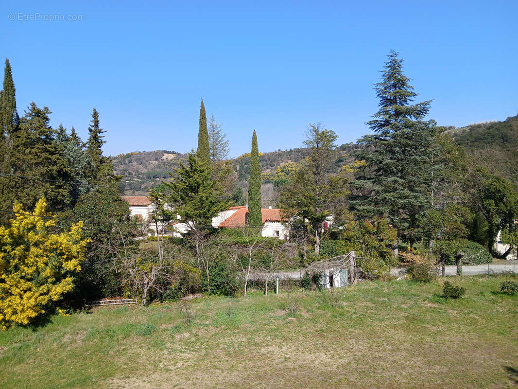 Maison à REYNES