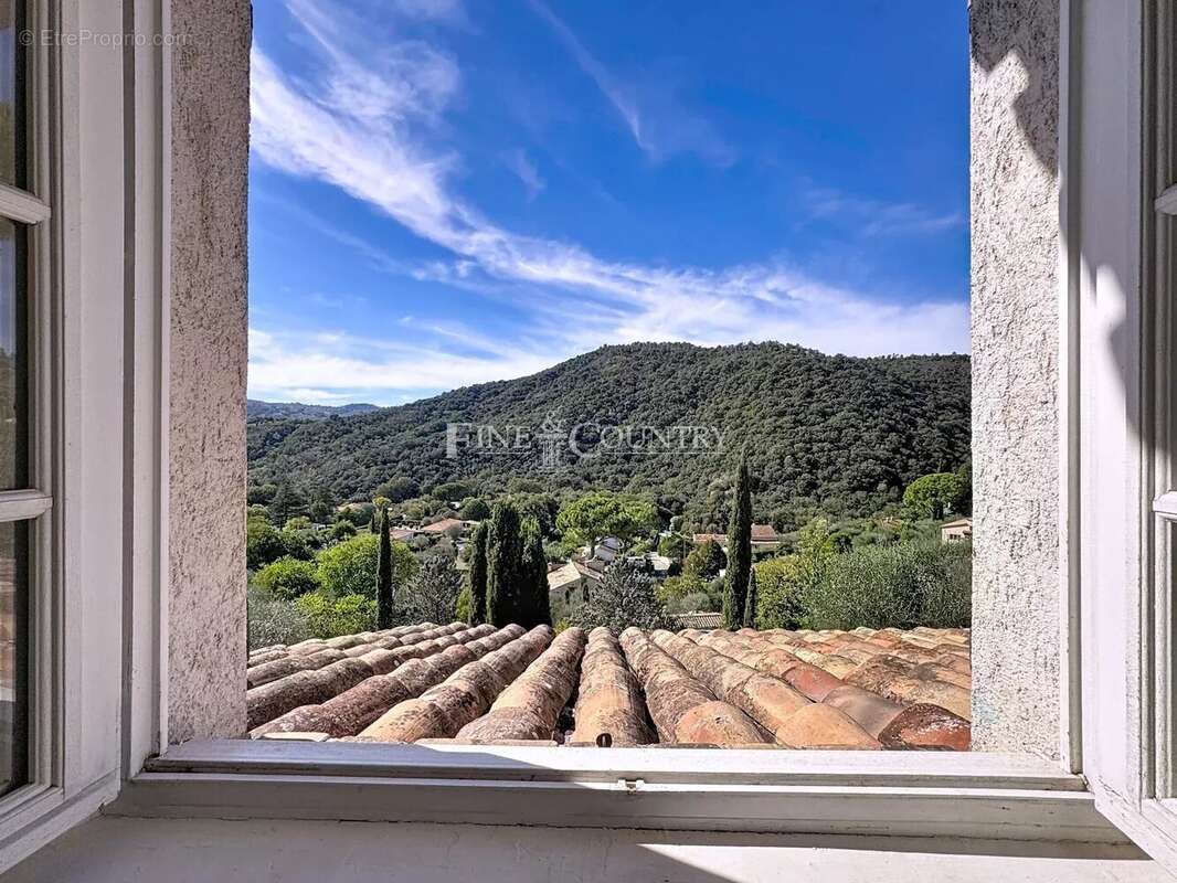 Maison à AURIBEAU-SUR-SIAGNE