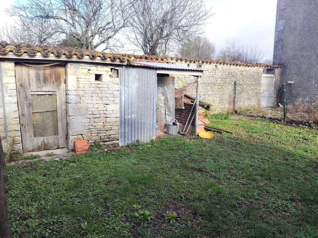 Photo 6 - Maison à ASNIERES-LA-GIRAUD