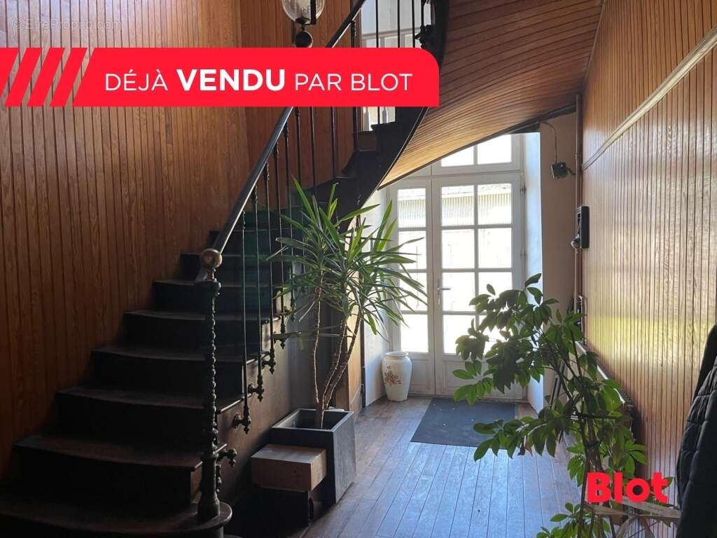 Appartement à ARGENTRE-DU-PLESSIS