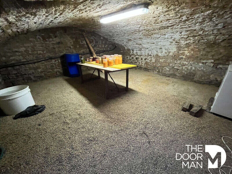 Maison à PARNOY-EN-BASSIGNY