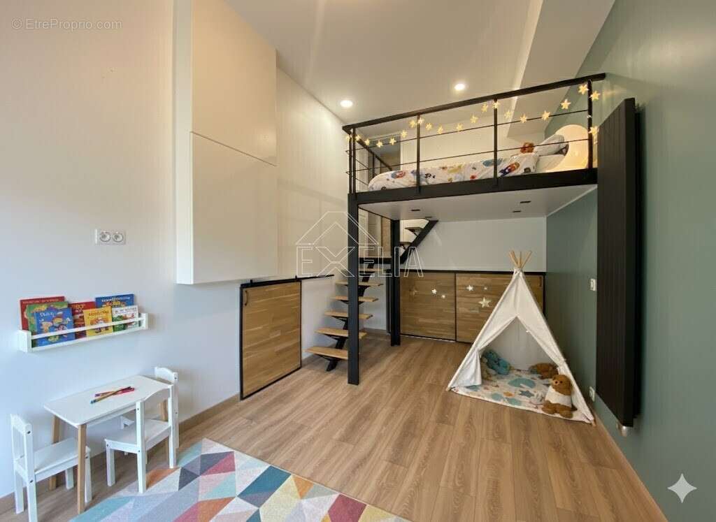 Maison à JOUY-MAUVOISIN