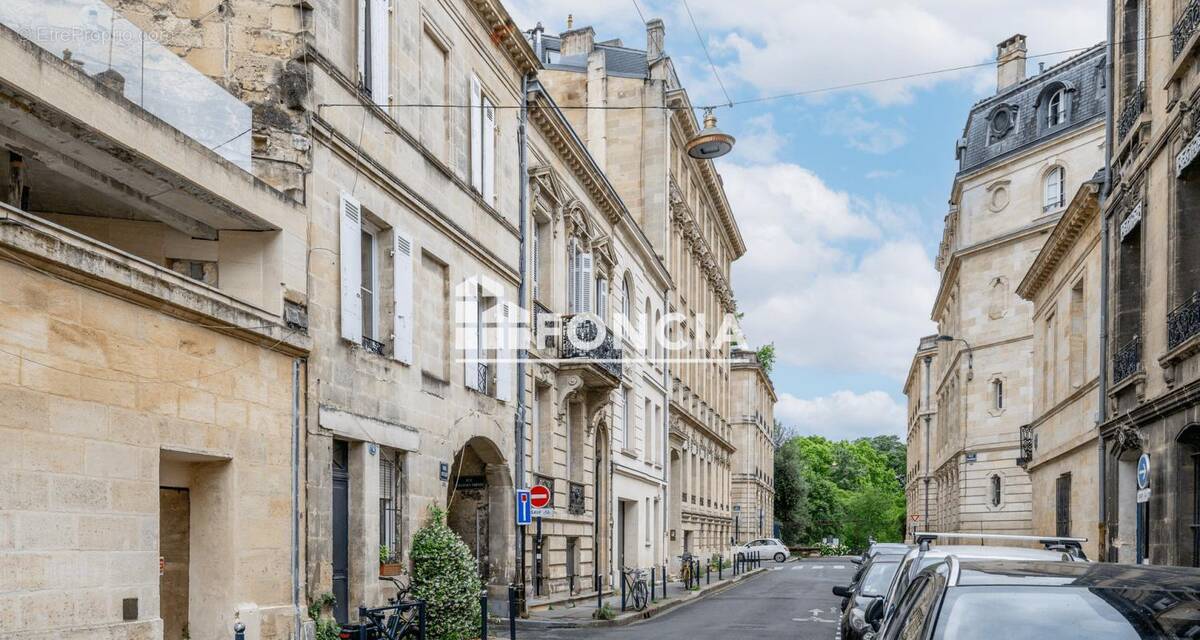 Appartement à BORDEAUX