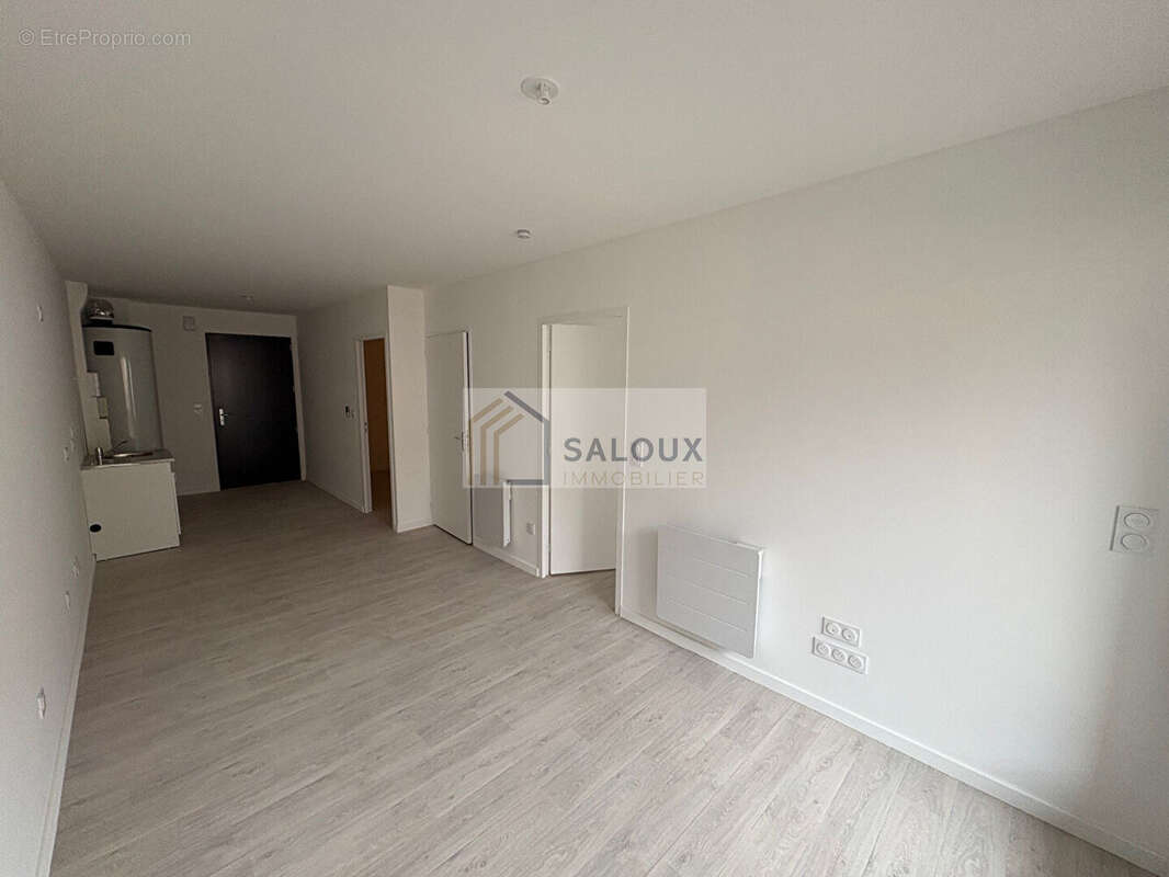 Muzillac centre - Appartement T3 de 49.59 m2 - photo 3