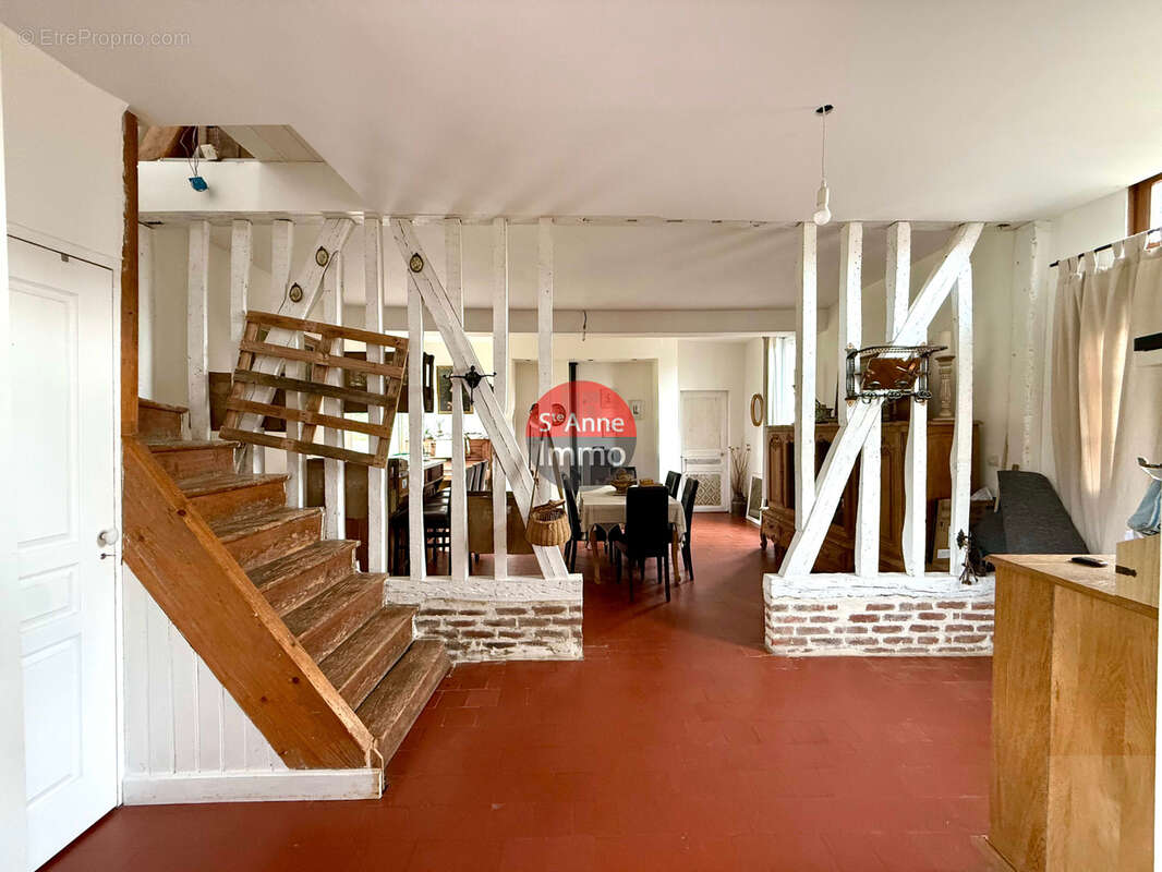 Framerville-rainecout - maison individuelle - autonomie de plain pied - 4 chambres - garages - atelier - depen - photo 3