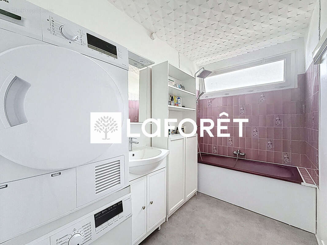 Appartement à BRIE-COMTE-ROBERT
