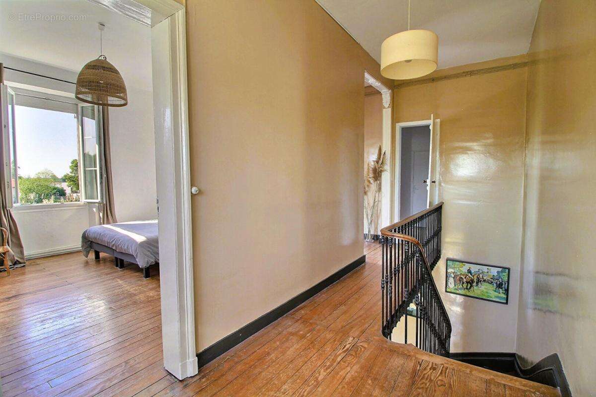 Maison à SAINT-LOUIS-DE-MONTFERRAND