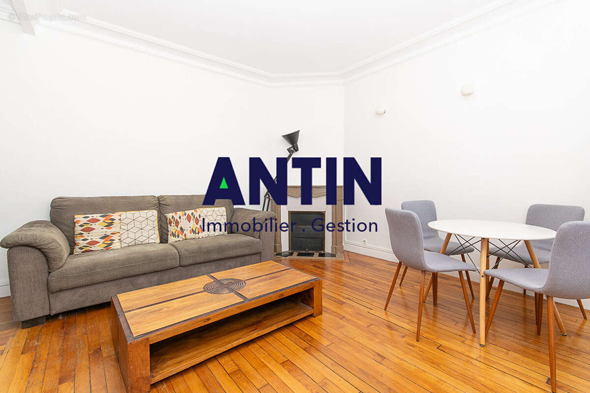 Appartement à LA GARENNE-COLOMBES