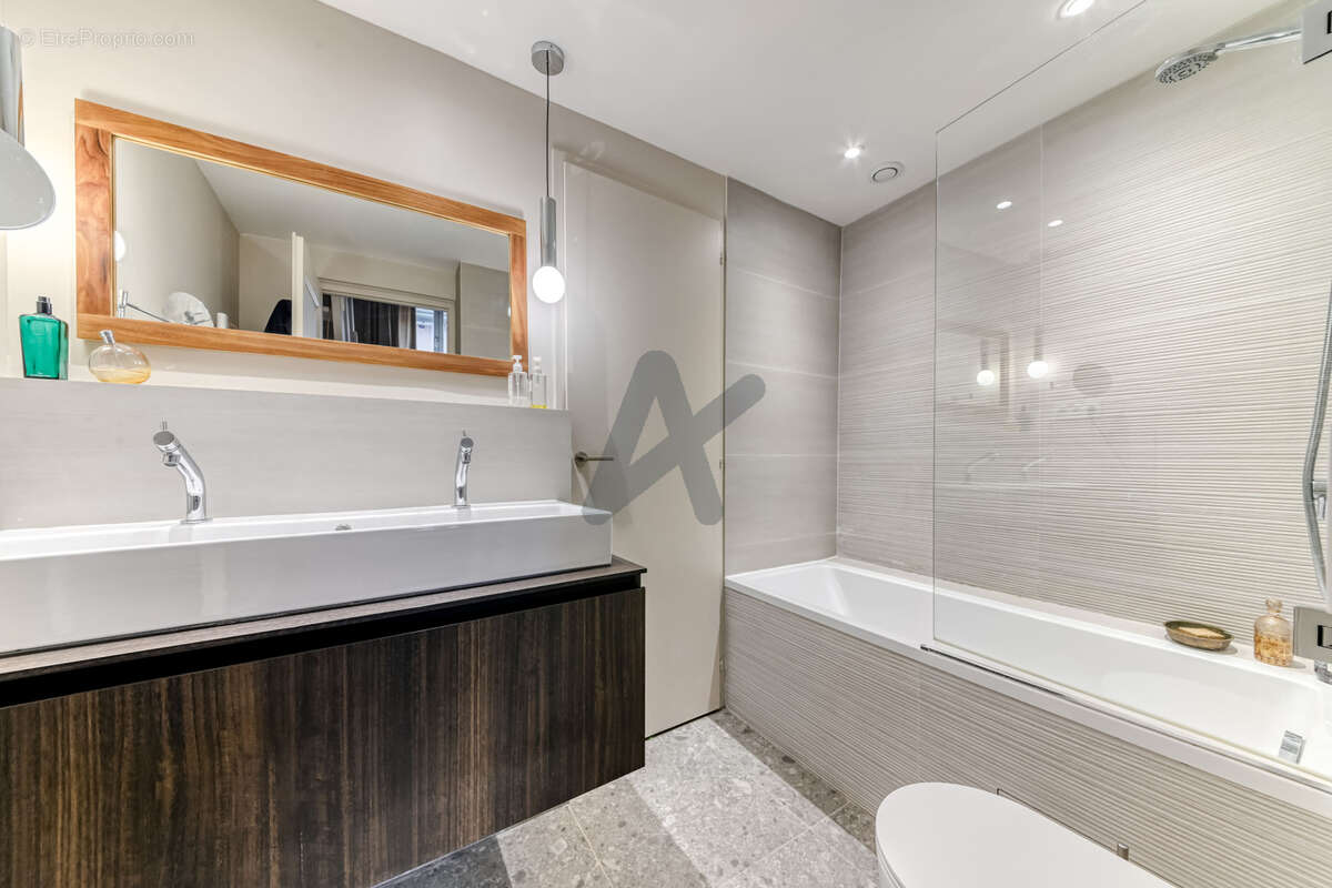 Appartement à SAINTE-FOY-LES-LYON