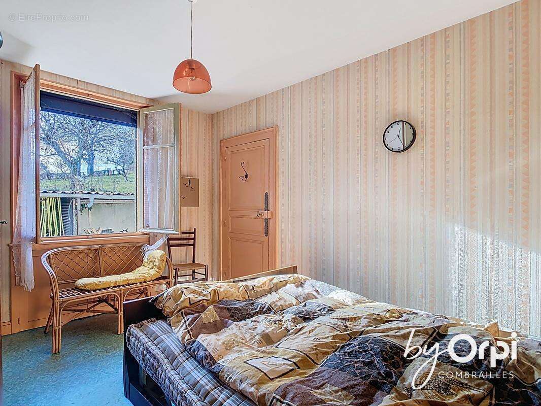 Maison à SAINT-ELOY-LES-MINES