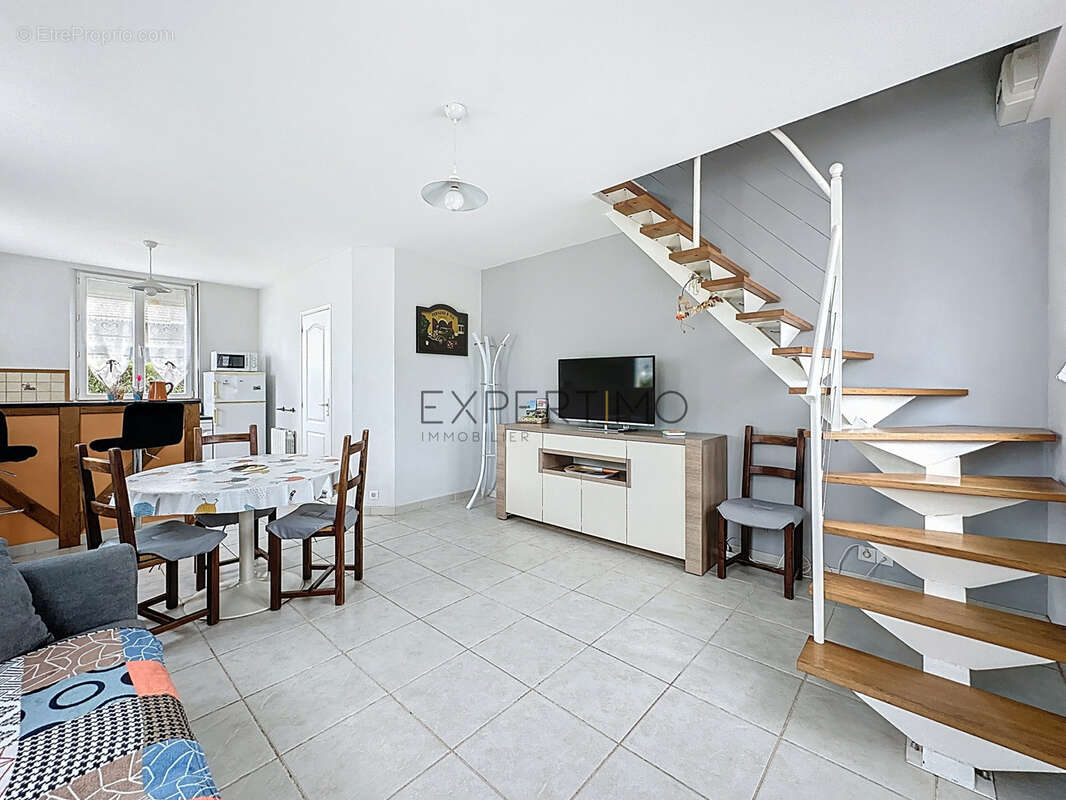 Maison à SENNECEY-LE-GRAND