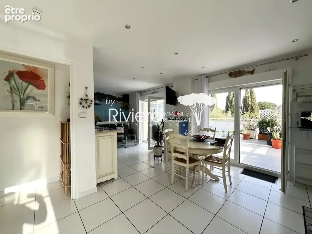 3 pieces de 55m2 avec terrasse et parking proche plage ! - photo 6