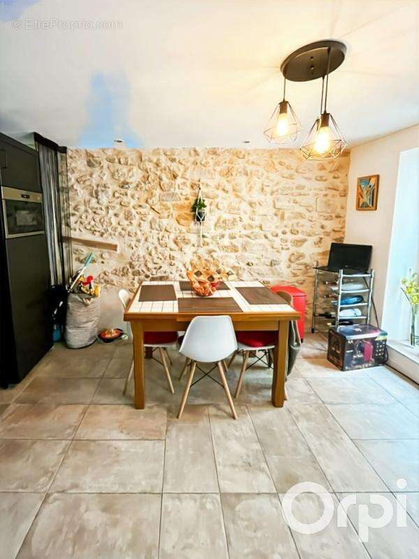 Appartement à PONT-SAINT-ESPRIT