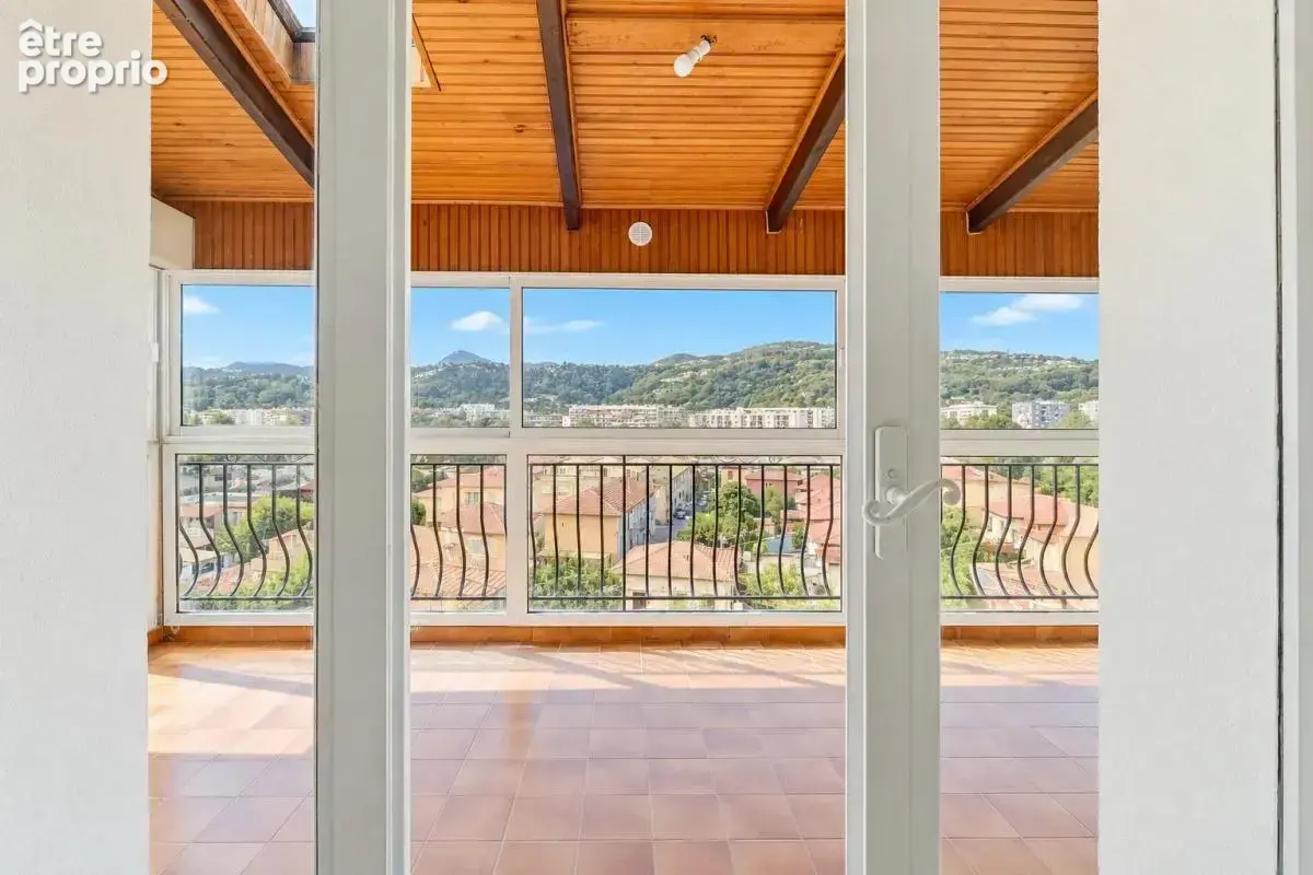 La trinité – dernier étage  5 pièces de 128 m² – 4 chambres, 3 terrasses et jardin privatif - photo 8