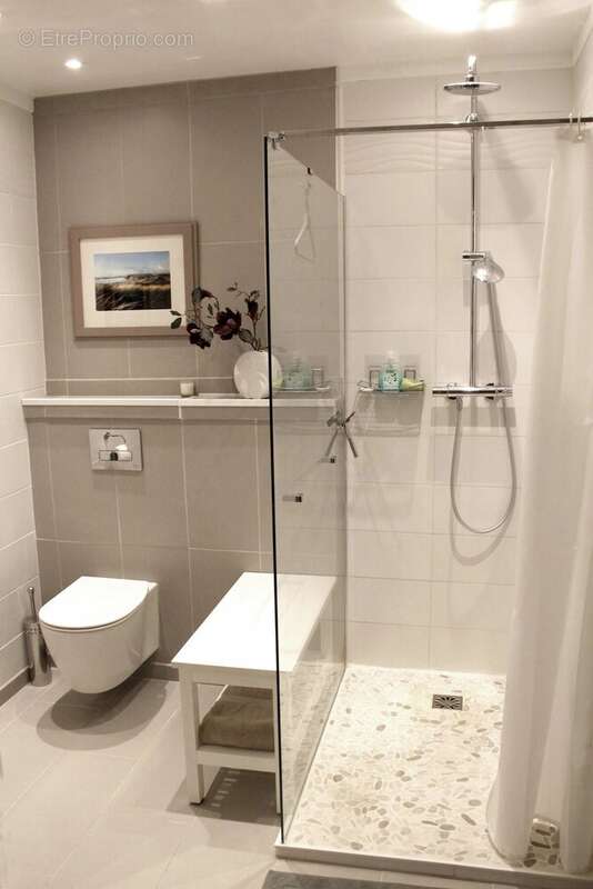 Maison à SAINT-REMY-L&#039;HONORE