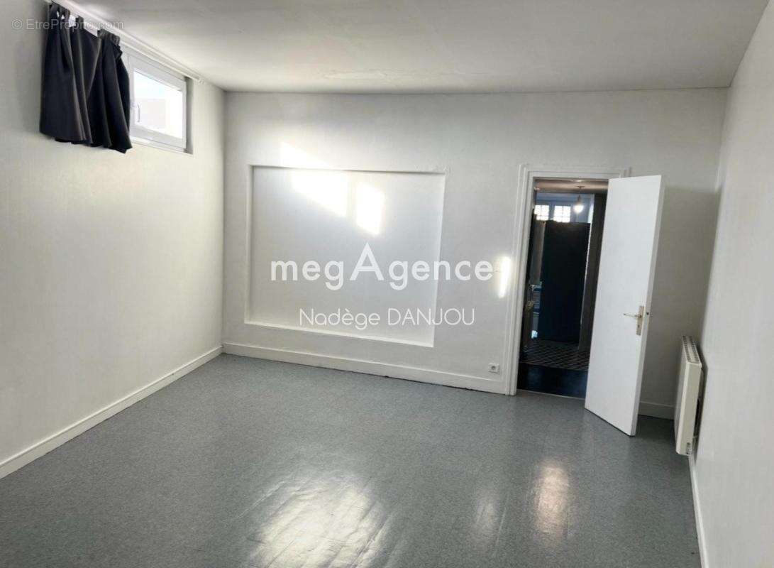 Appartement à CAUMONT-L'EVENTE