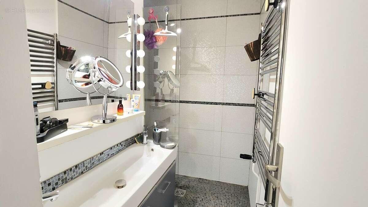 Appartement à MARSEILLE-13E