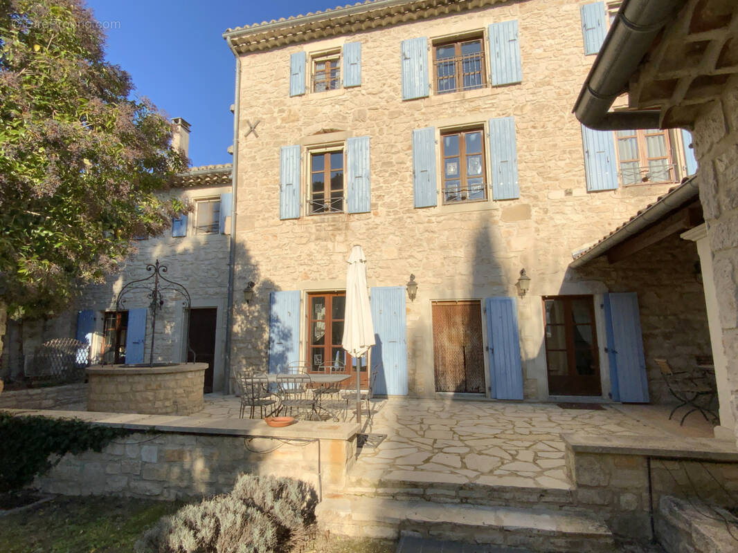 Maison à UZES