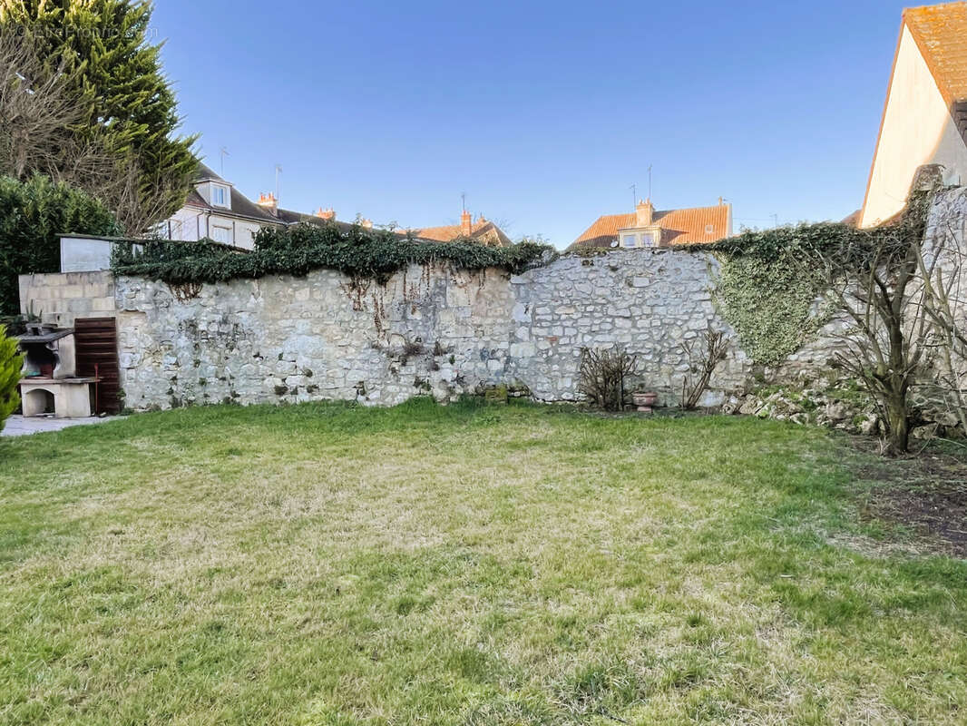 Maison à PONT-SAINTE-MAXENCE