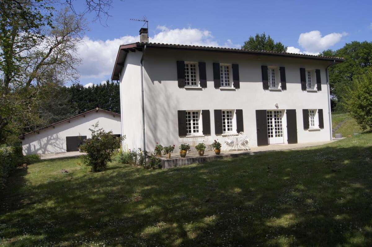 Croignon (gironde) - propriete de charme a la campagne - photo 2