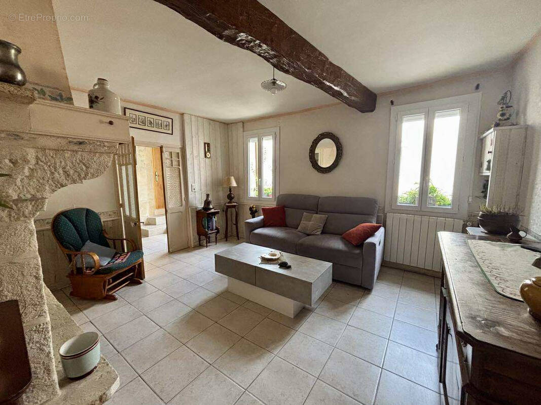 Maison à AIMARGUES