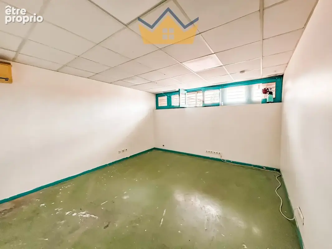Commerce 158 m² à vendre à Fort-De-France (97200) - photo 5
