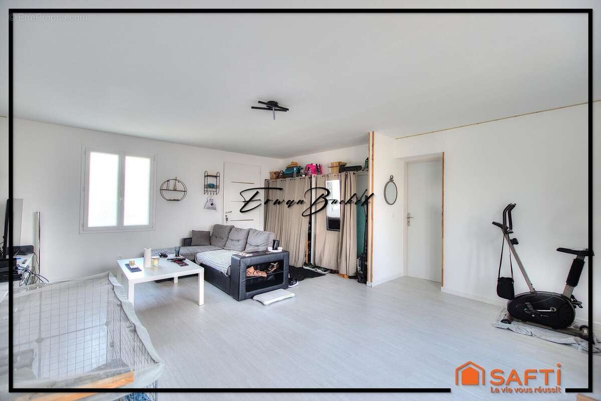 Photo 9 - Maison à BERSON