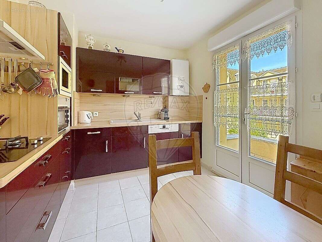 Appartement à SENS