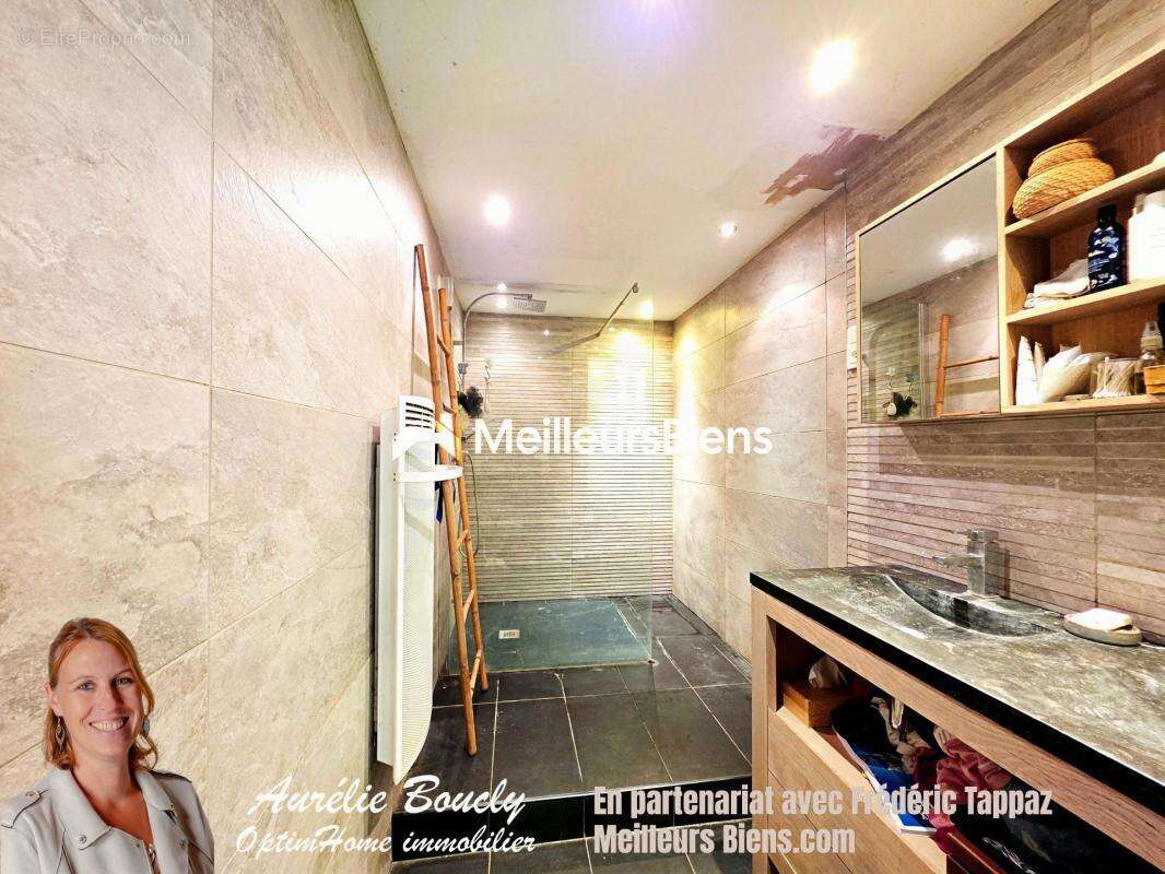 Maison à SAINT-LAURENT-DU-PONT