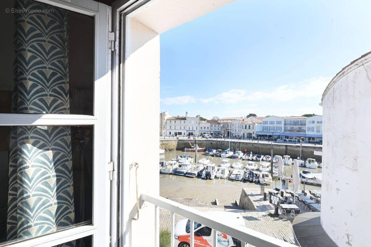 Appartement à SAINT-MARTIN-DE-RE