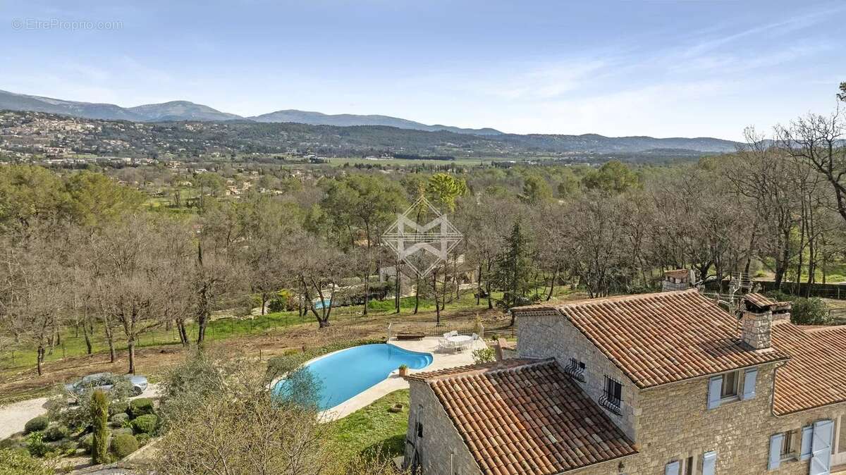 Maison à FAYENCE